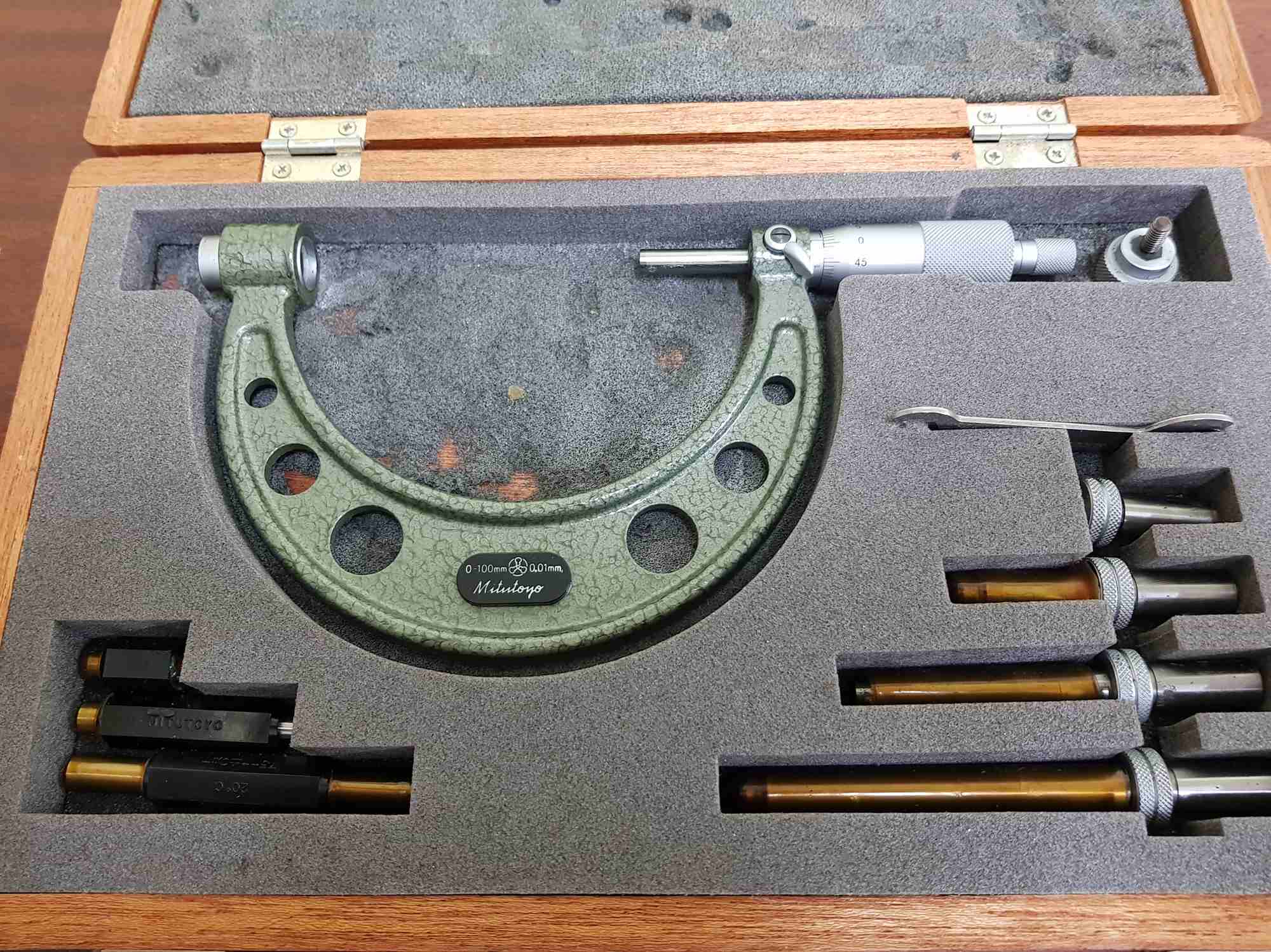 Dimensional Mitutoyo